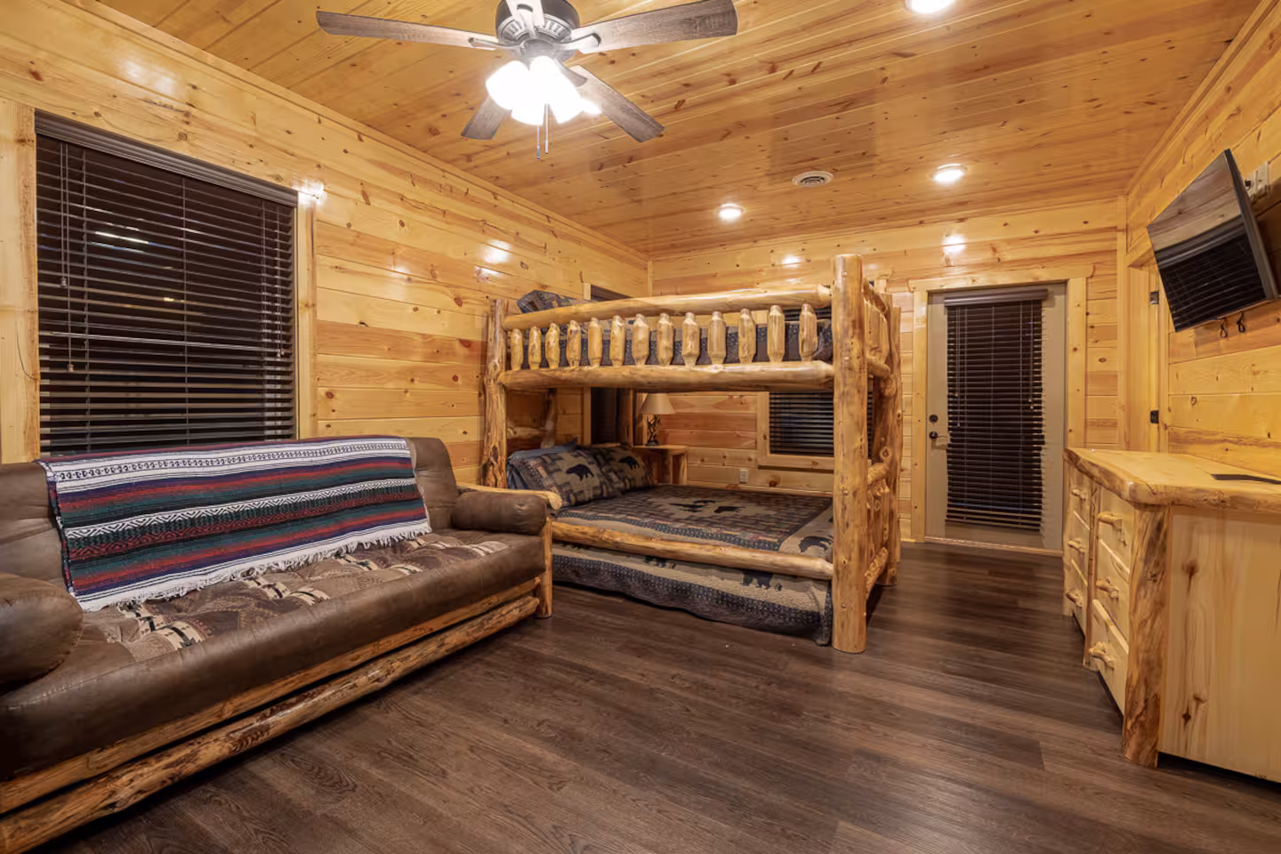 WaterTastic bedroom
