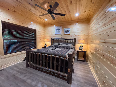 Splashtastic bedroom