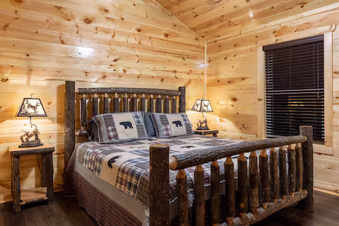 WaterTastic bedroom