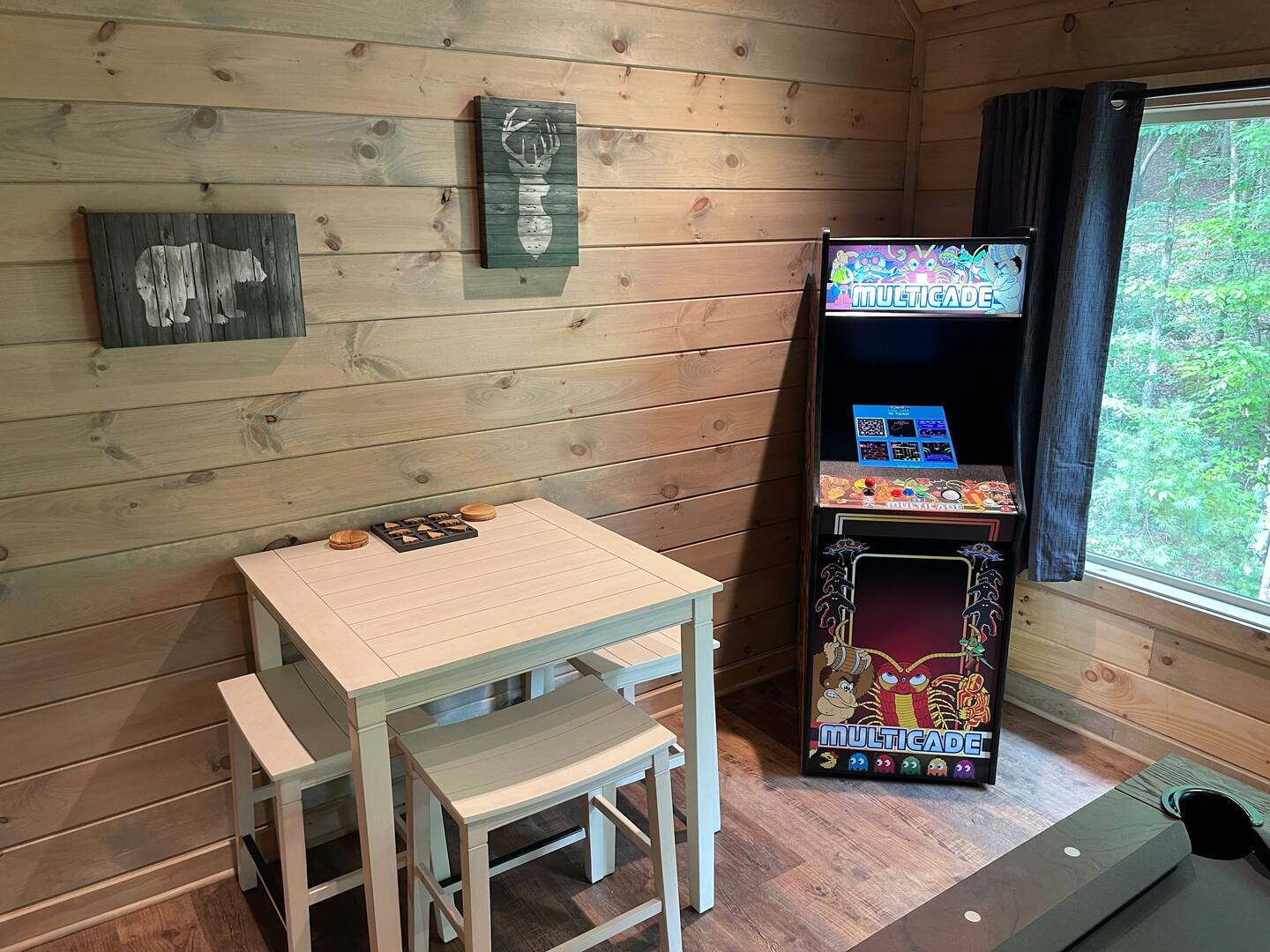 SwimTastic arcade and game table
