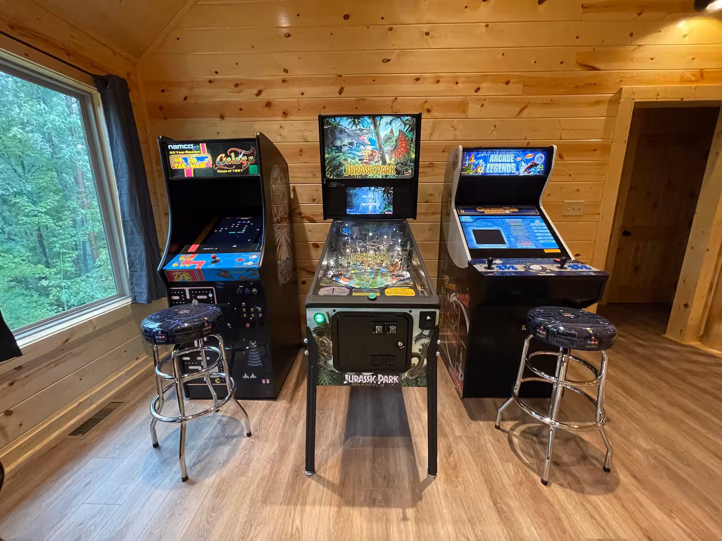 Splashtastic game room