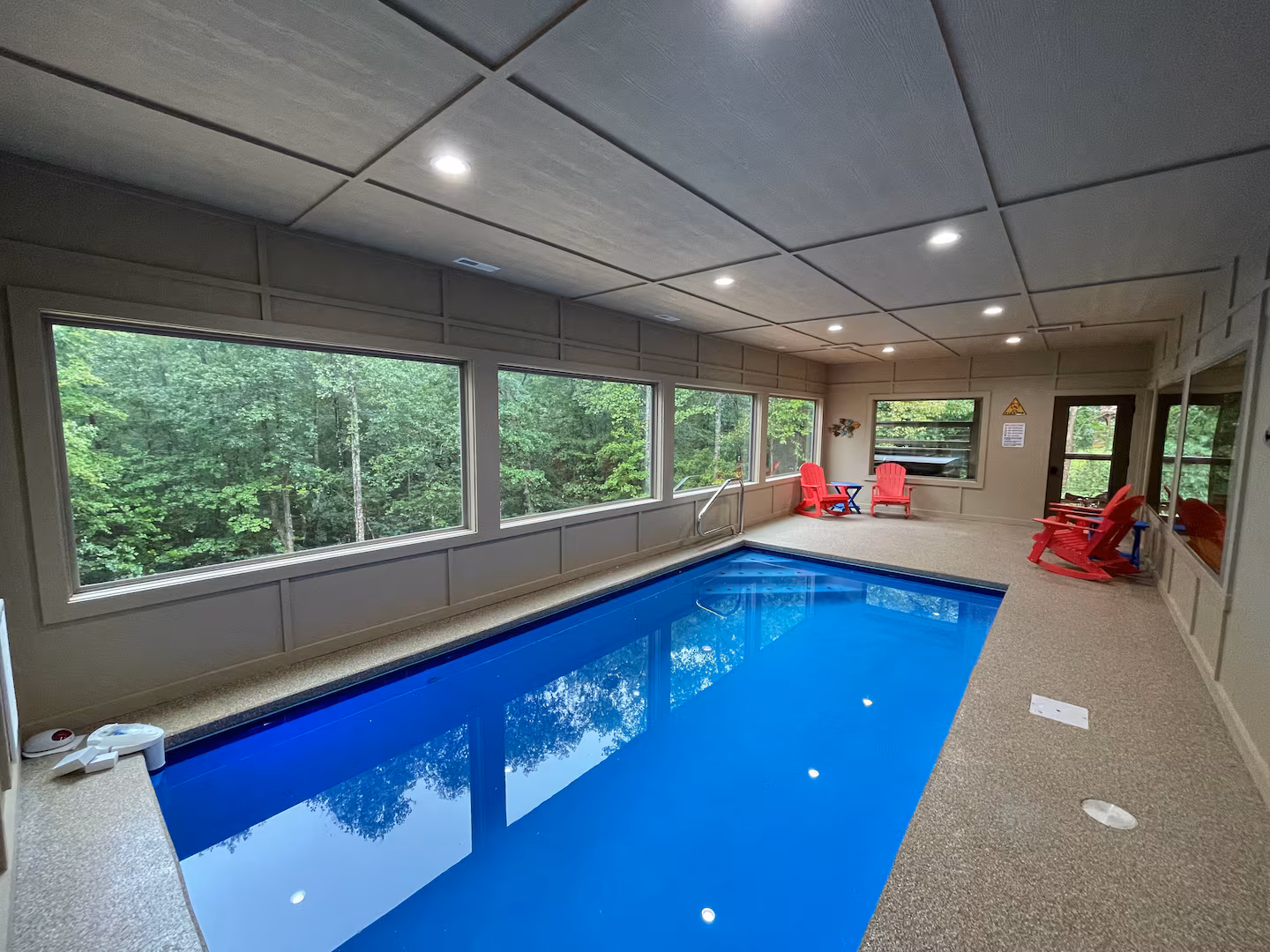 Splashtastic private pool